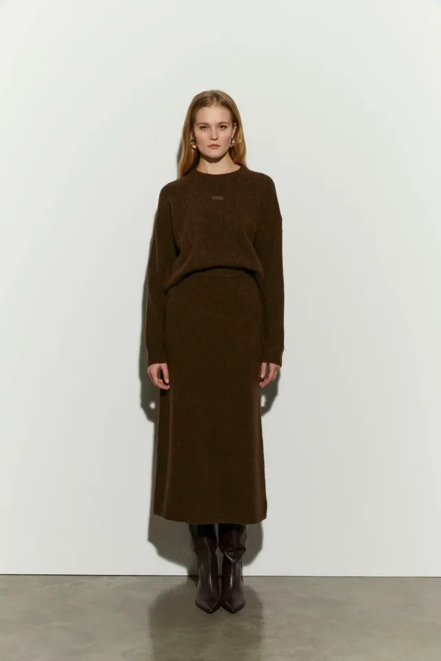 Isabelle Blanche rochie midi tricotata maro lana yak