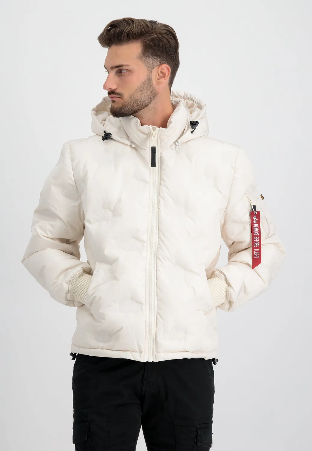 Alpha Industries Hooded Logo geaca puf alba cu gluga