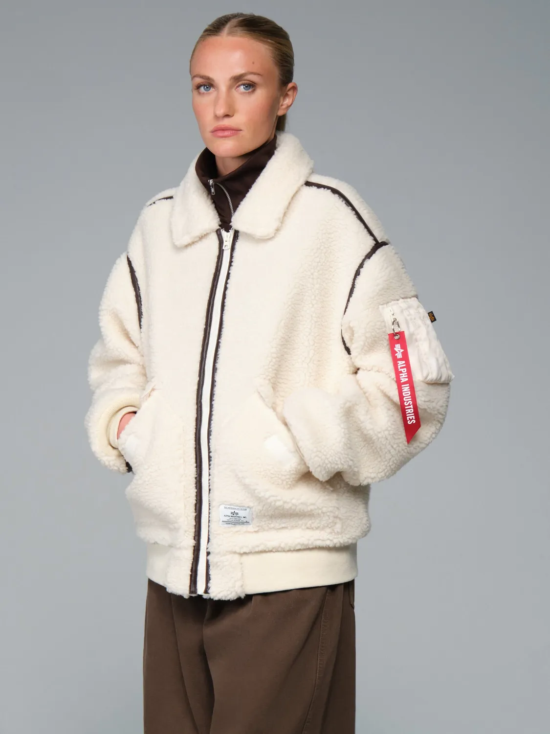 Alpha Industries CWU 45/P geaca bomber sherpa eggnog