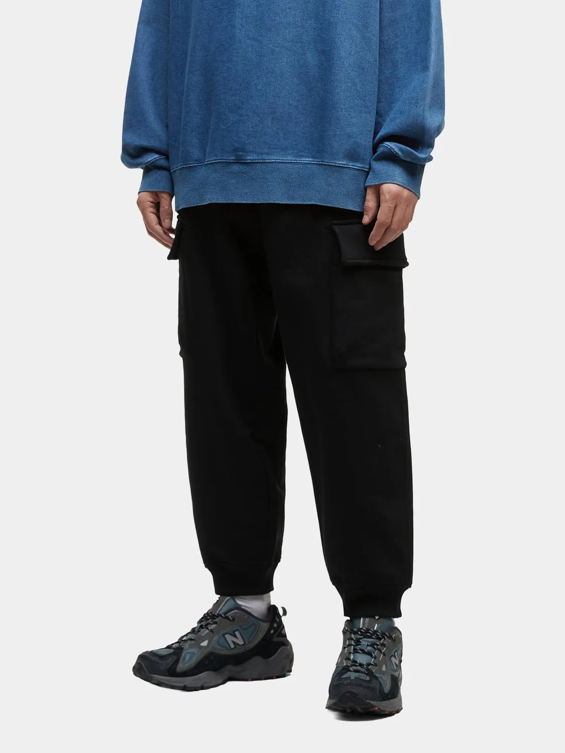 Alpha UNFRM Cargo Sweatpant pantaloni negri fleece