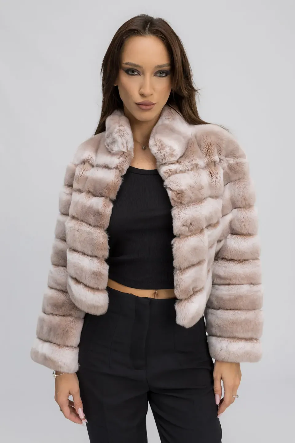 Mareus Fabrica de Blanuri Cappuccino Mist 464 haină chinchilla