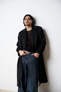 Mareus palton barbati negru mat 530 lana lunga