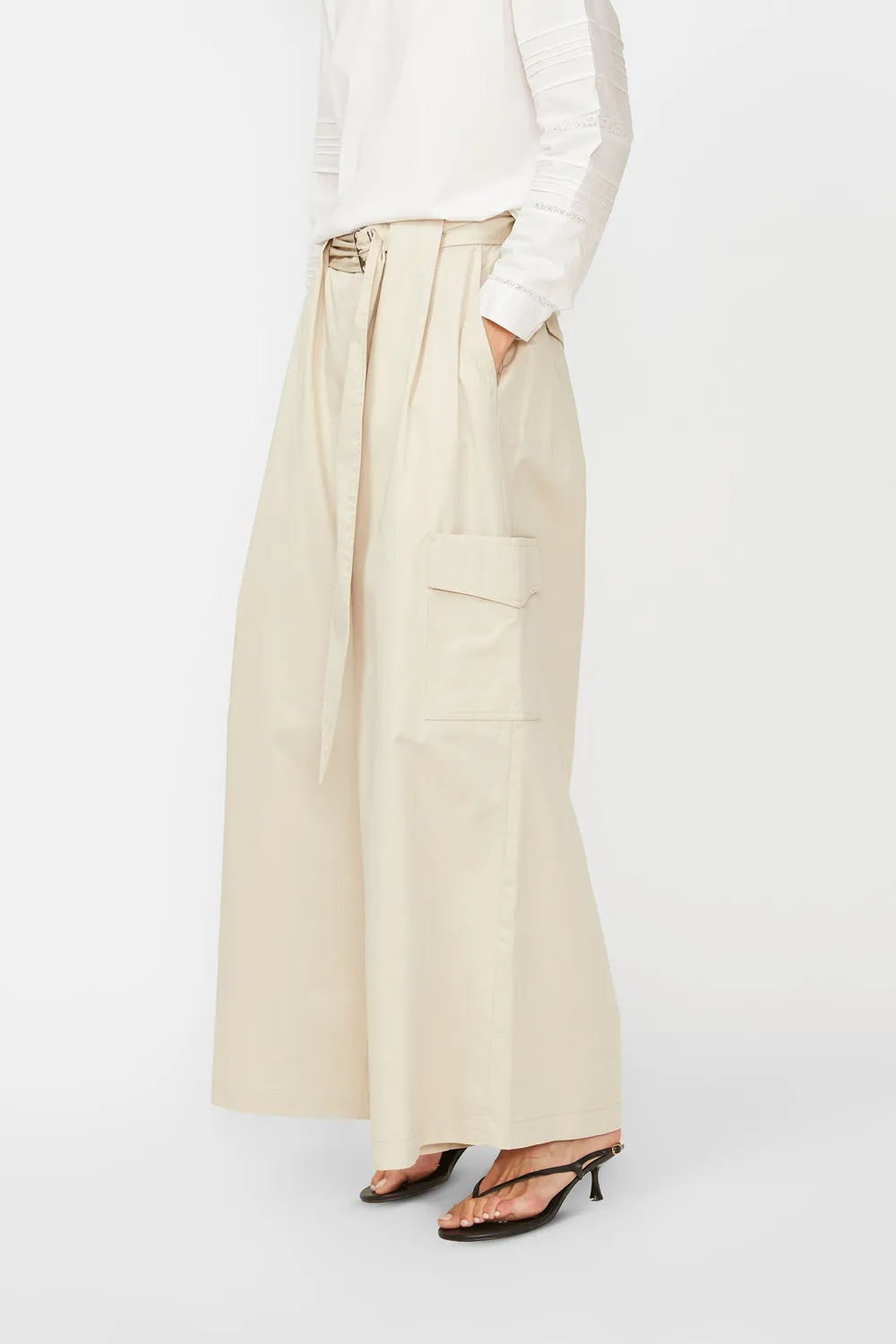 Isabelle Blanche pantaloni cargo ivory bumbac S