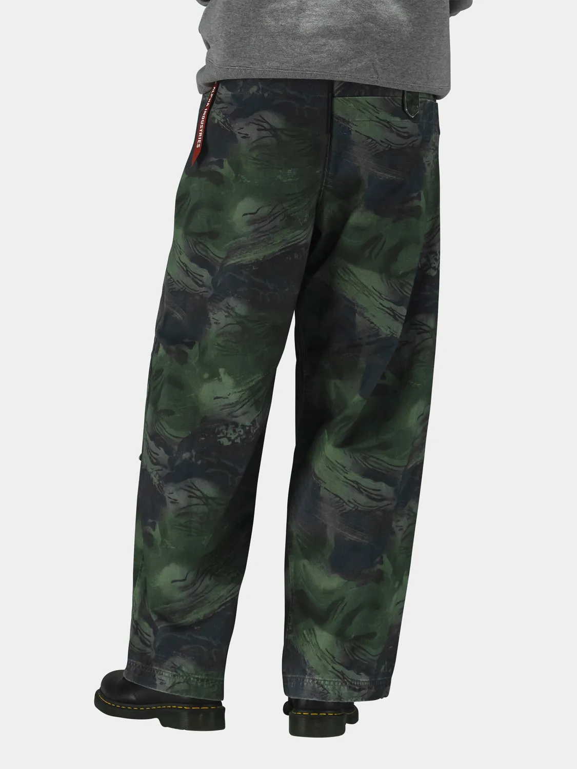 Alpha Industries Oversized Washed pantalon camo masliniu
