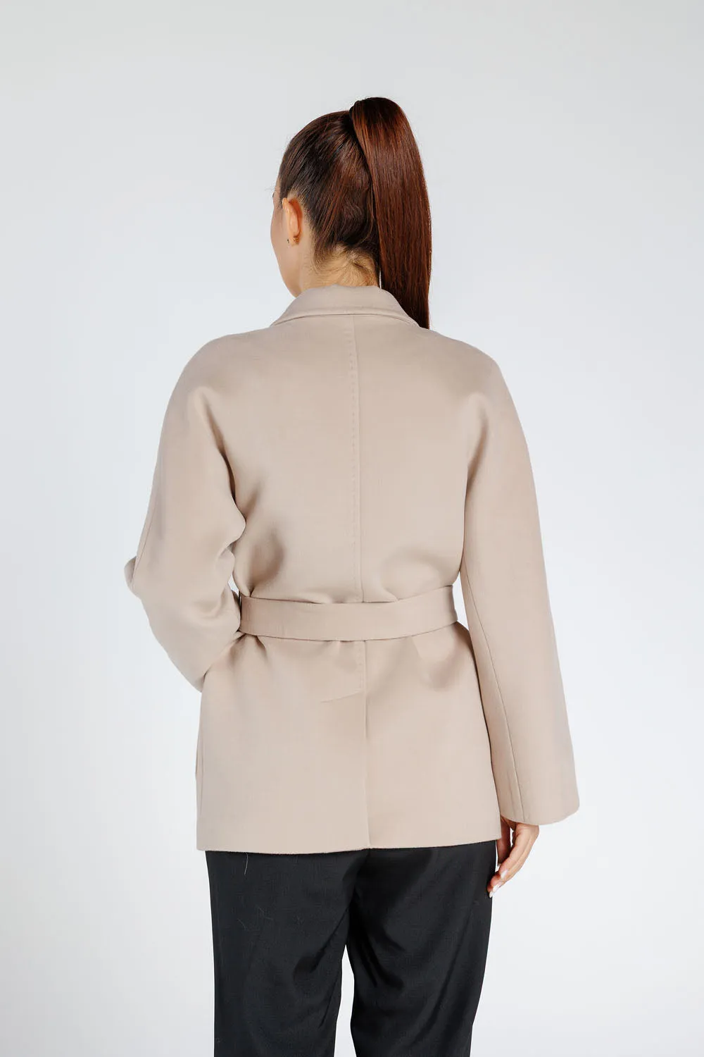 Mareus Fabrica de Blanuri Pearl 368 palton casmir cu cordon