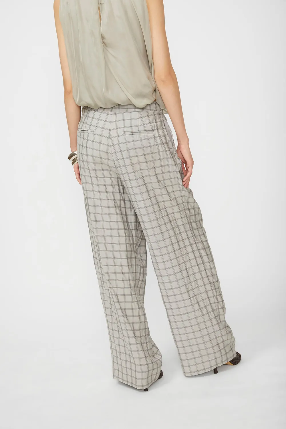 Isabelle Blanche pantaloni carouri ciment