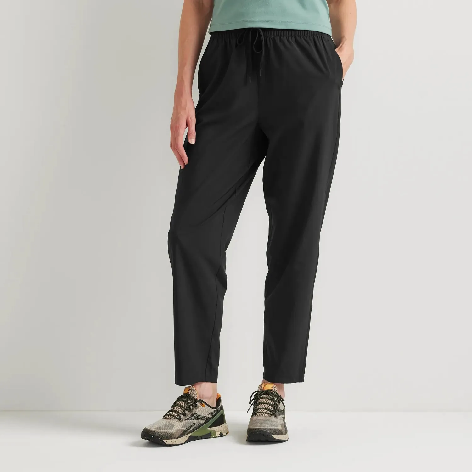 Eddie Bauer Departure Tie-Front pantaloni dama negri UPF 50+