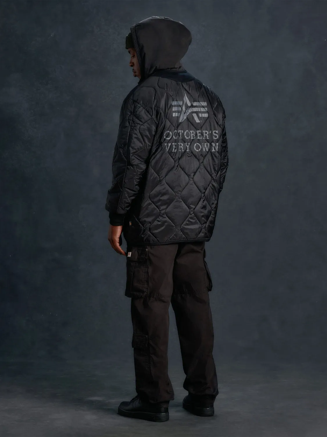 OVO x Alpha Industries ALS/92 geaca matlasata verde relaxata
