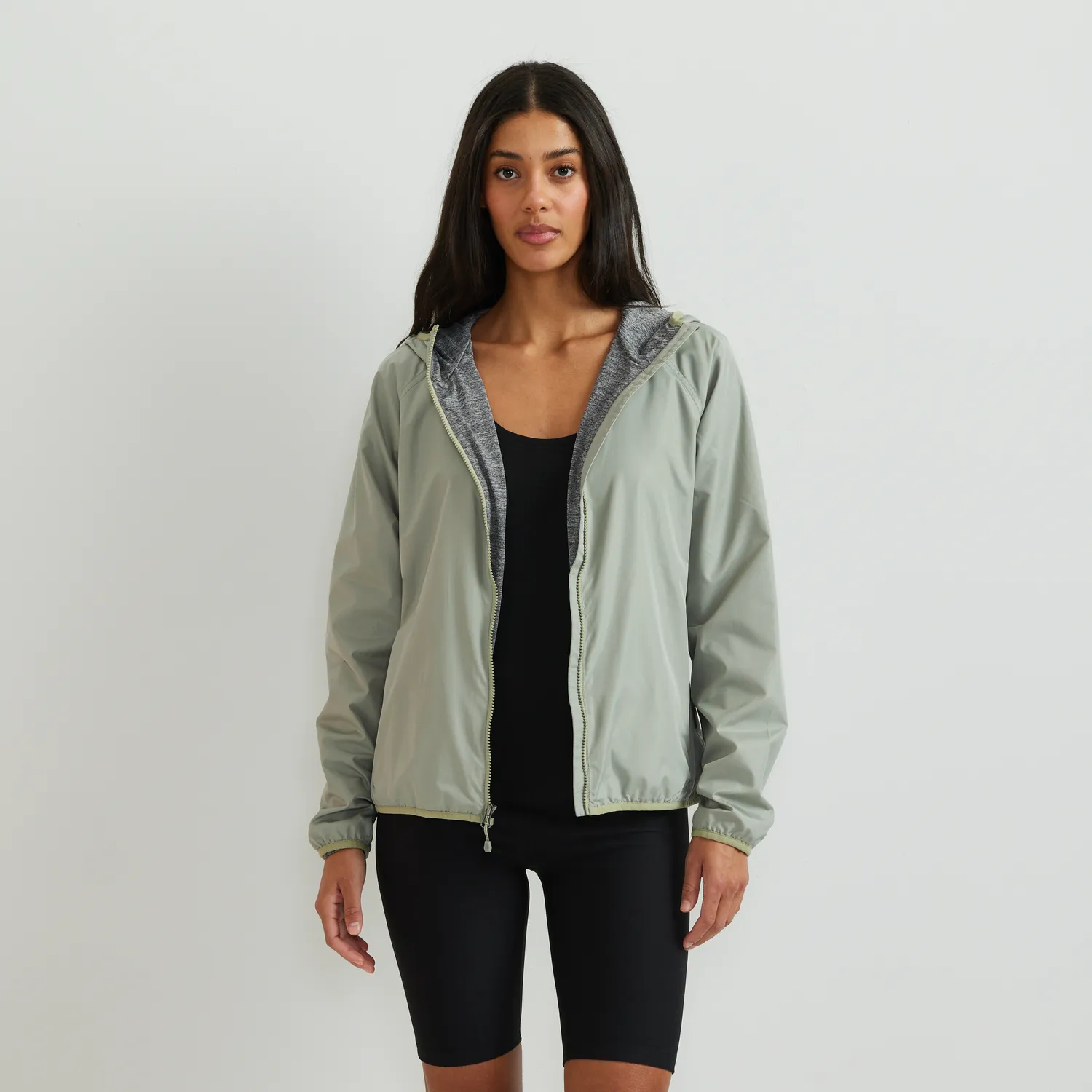 Eddie Bauer Quilo geaca antivant Dusty Sage captusita