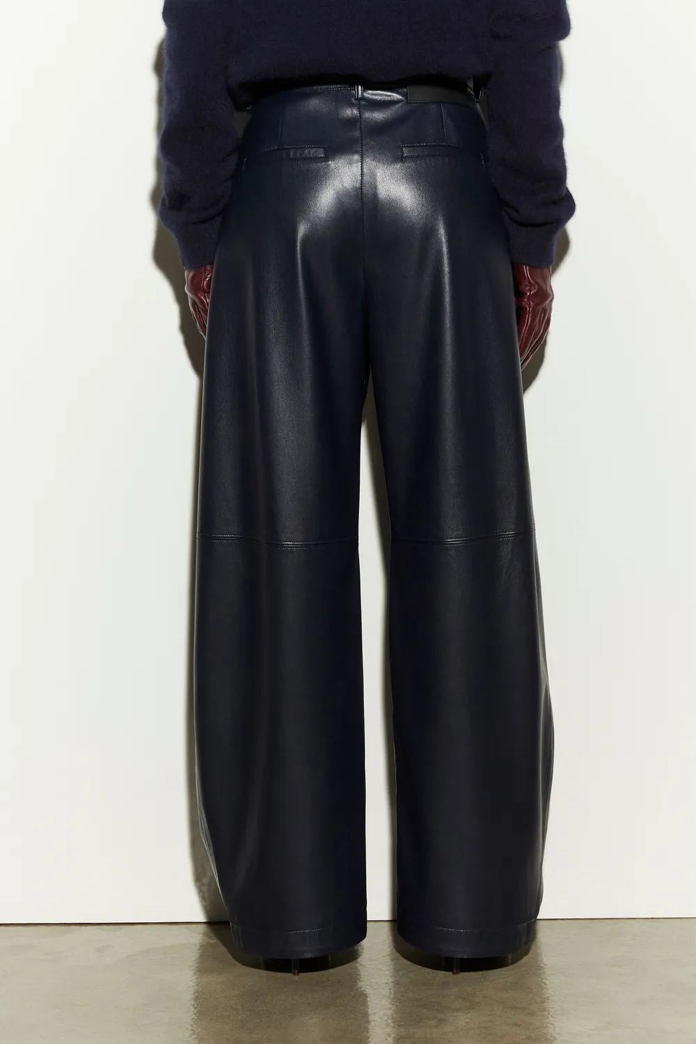 Isabelle Blanche pantaloni piele blue nights barrel
