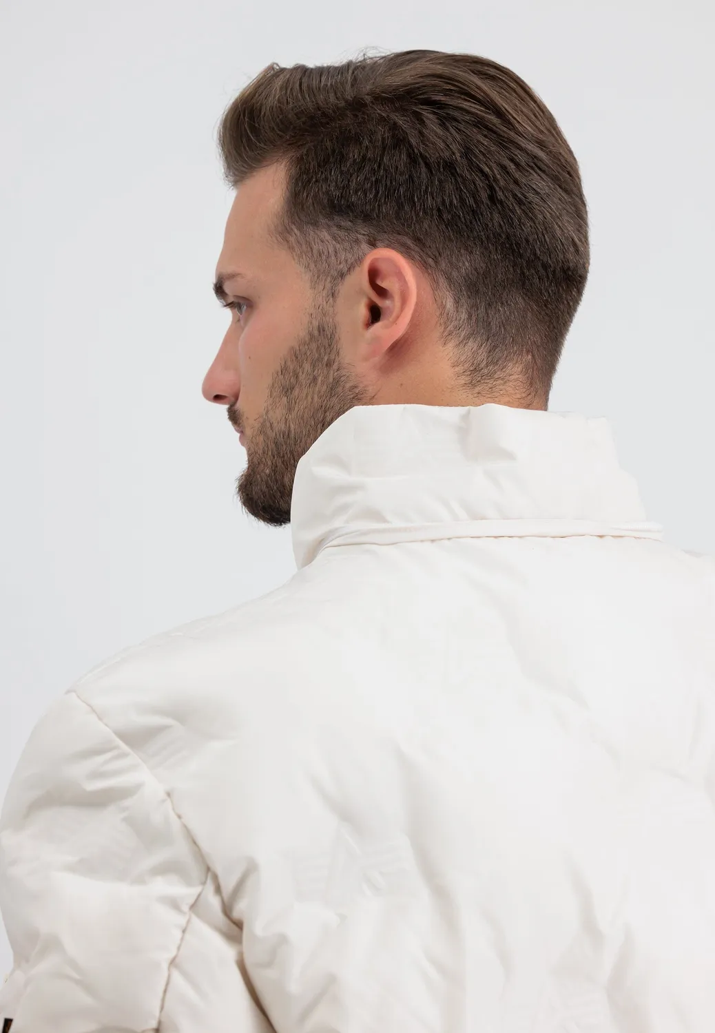 Alpha Industries Hooded Logo geaca puf alba cu gluga