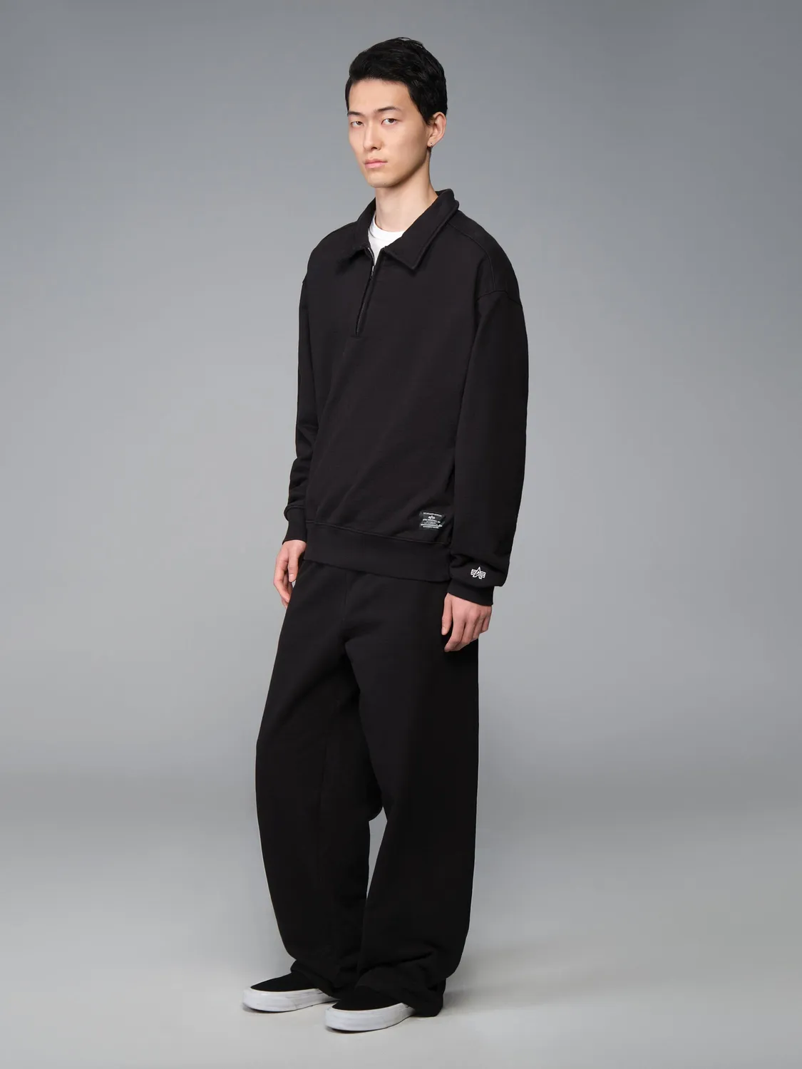 Alpha Industries Essential Quarter Zip bluza negru bumbac