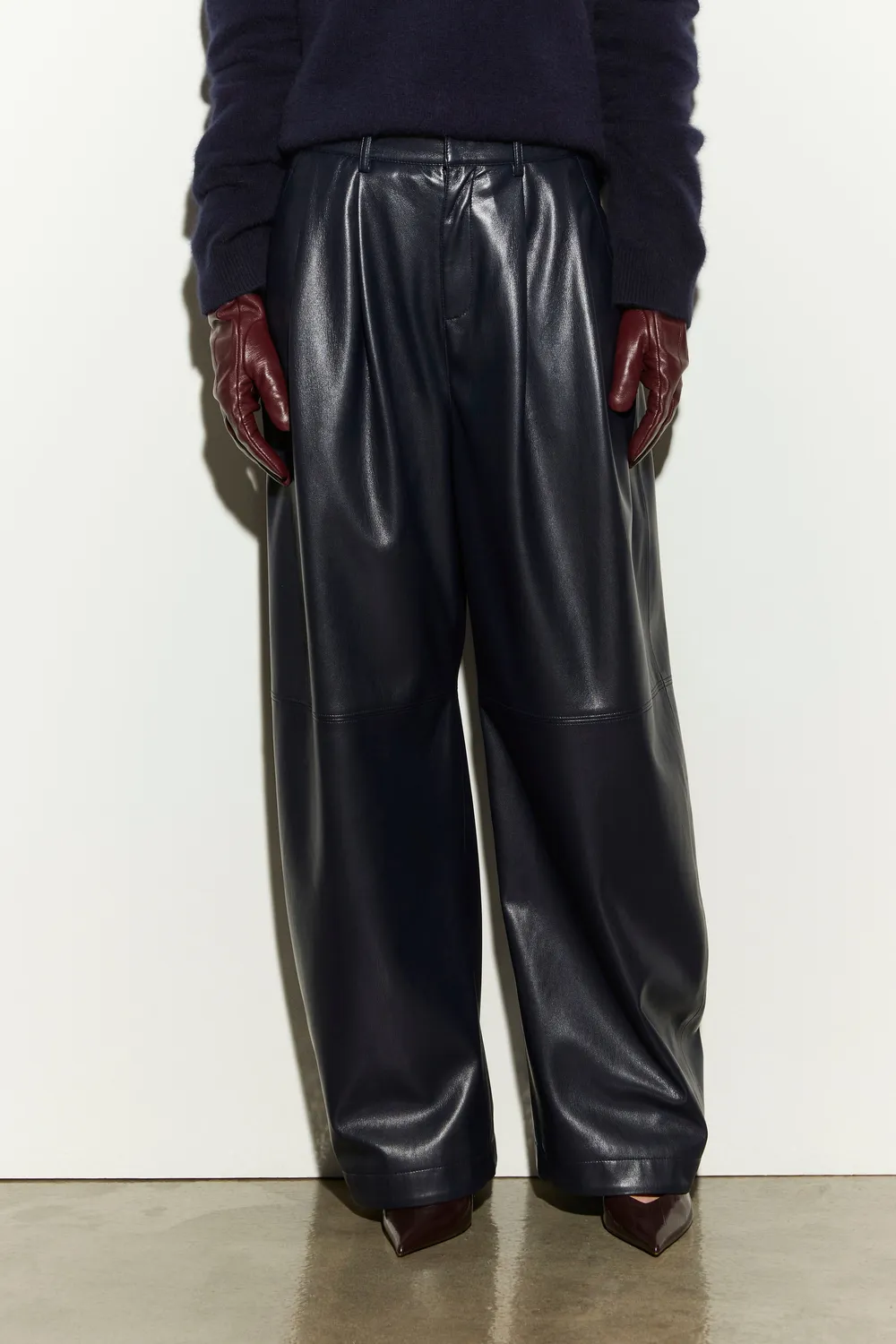 Isabelle Blanche pantaloni piele blue nights barrel