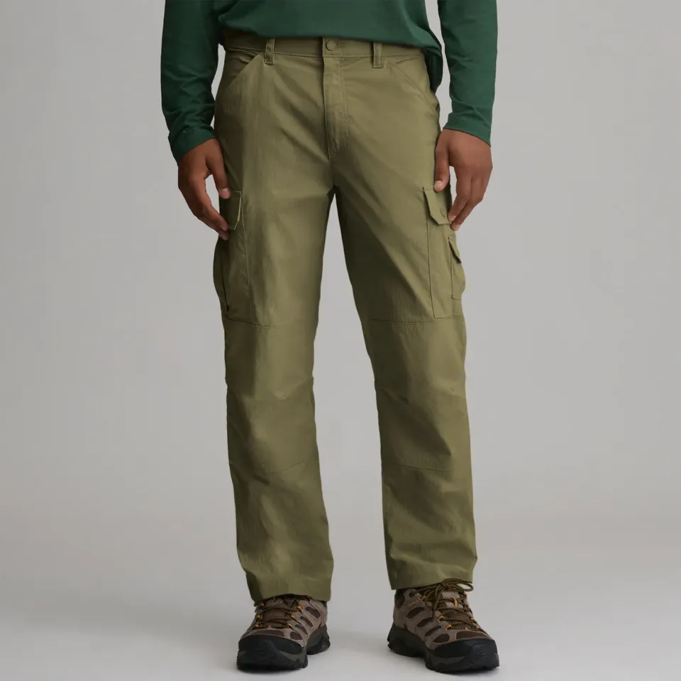 Pantaloni Eddie Bauer Cascade cargo barbati negri