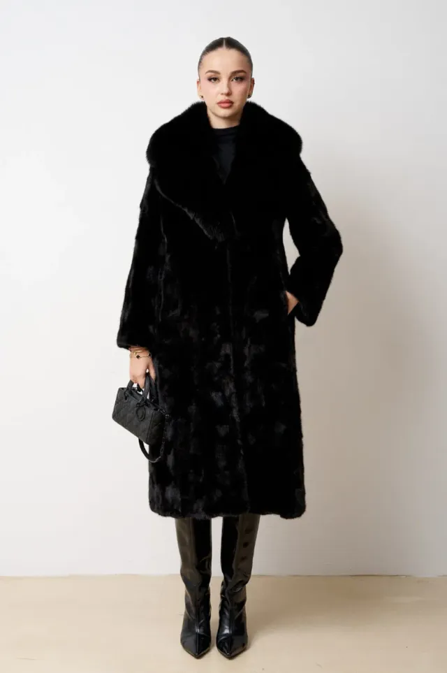 Mareus 596 haină blană vizon neagră Jet Black cu vulpe