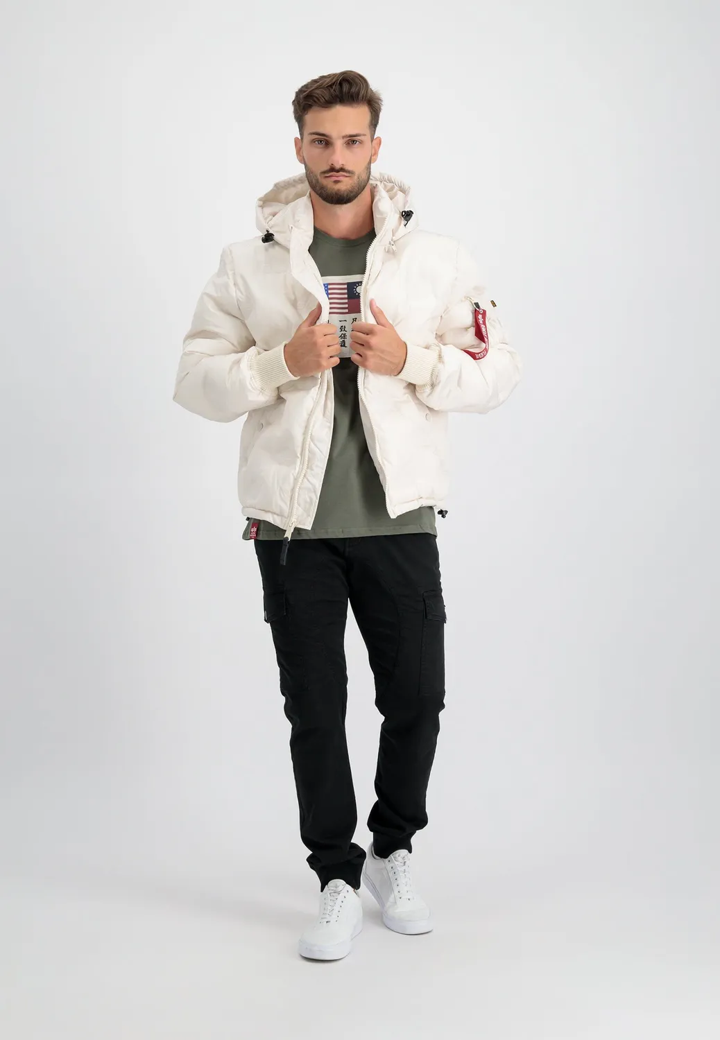 Alpha Industries Hooded Logo geaca puf alba cu gluga