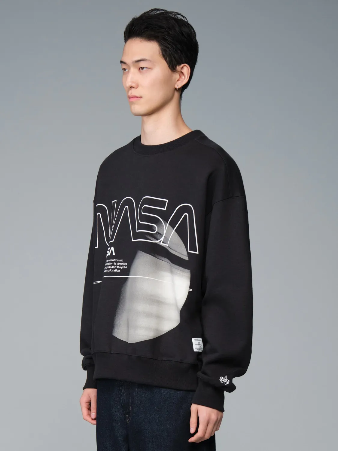 Alpha Industries NASA Galaxy Essential Crew pulover negru bumbac