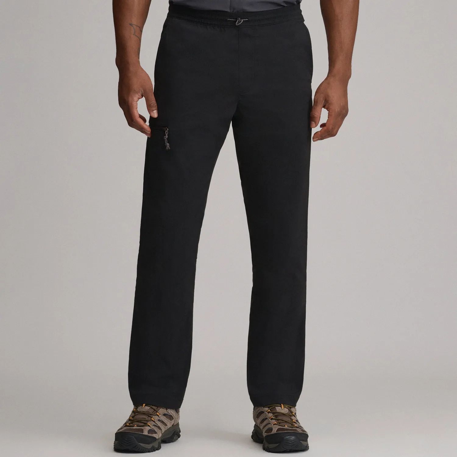 Eddie Bauer Cascade pantaloni barbati negri elastici