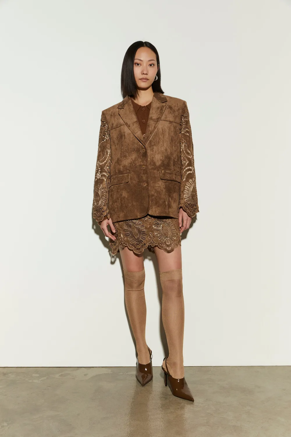 Isabelle Blanche blazer piele întoarsă dune