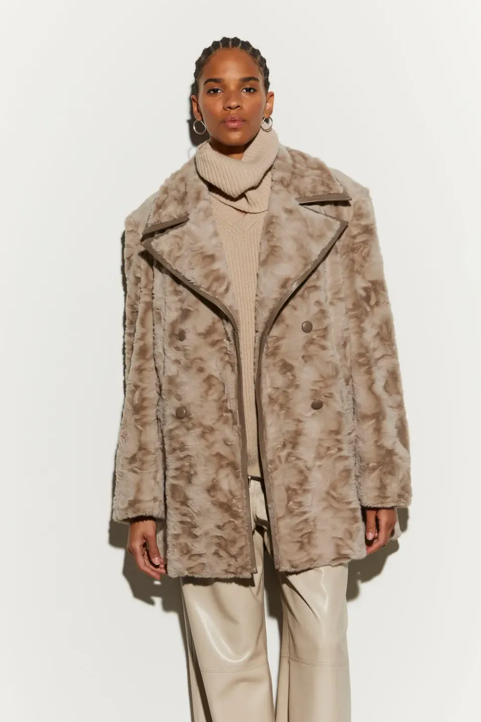 Isabelle Blanche palton blana ecologica taupe petrecut