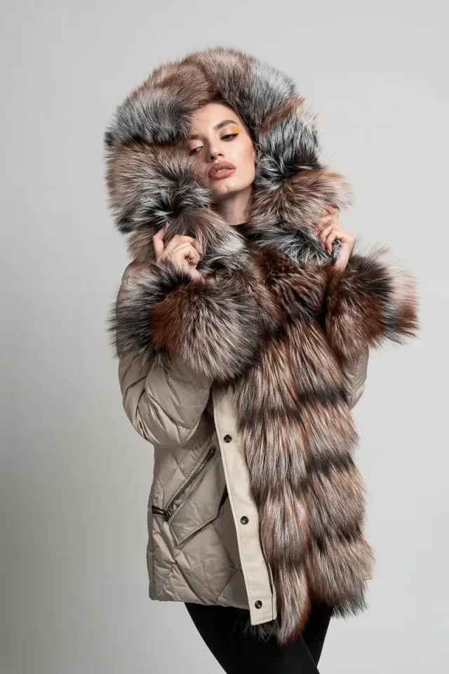 Mareus 148 parka dama Ivory cu puf si blana vulpe