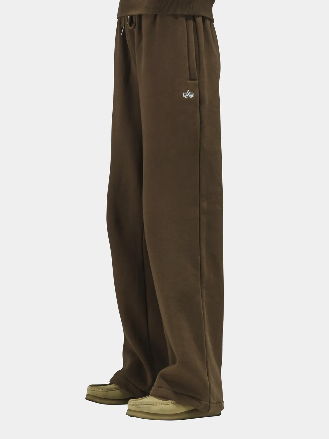 Alpha Industries Essential pantaloni sport espresso bumbac