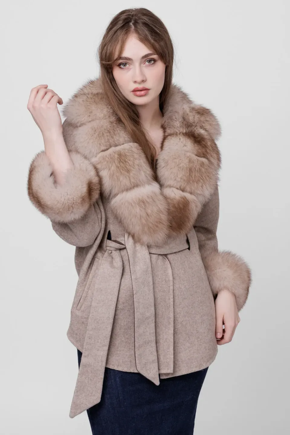 Mareus 297 palton dama taupe alpaca blana vulpe