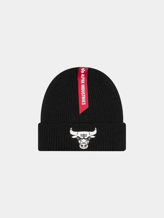 Alpha Industries Chicago Bulls X New Era Short Cuff caciula negru lana