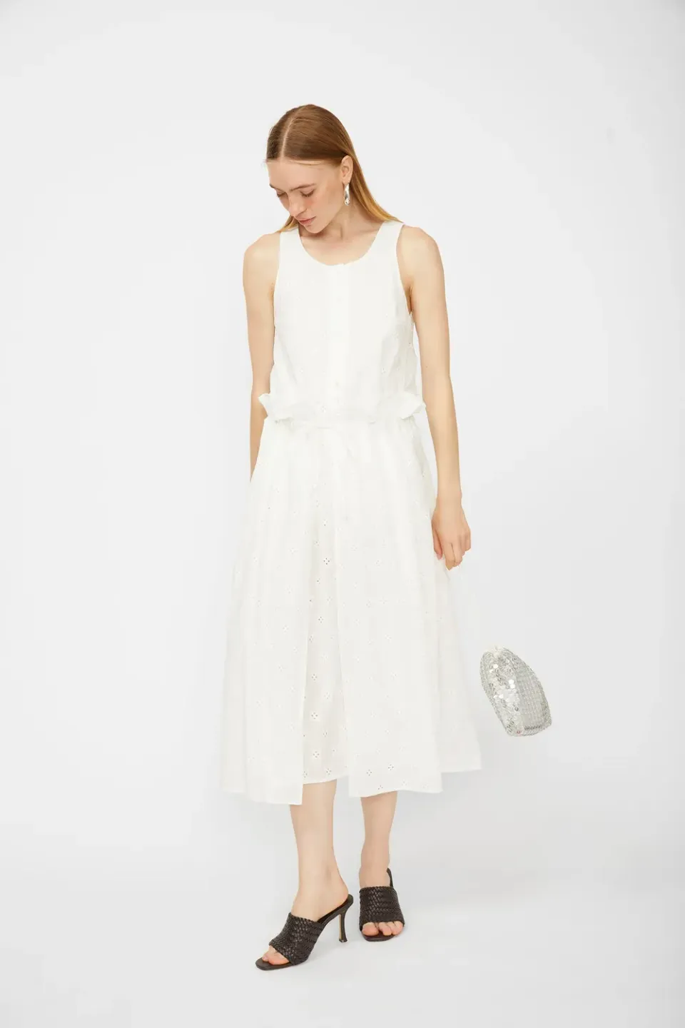 Isabelle Blanche rochie alba bumbac broderie