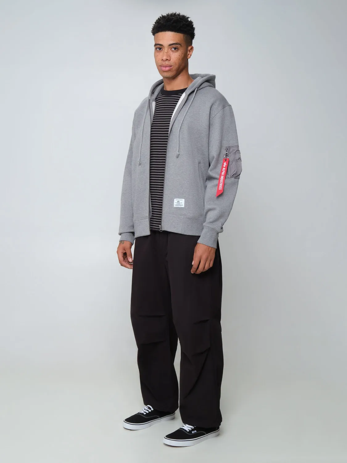 Alpha Industries Utility Pocket hanorac gri cu fermoar