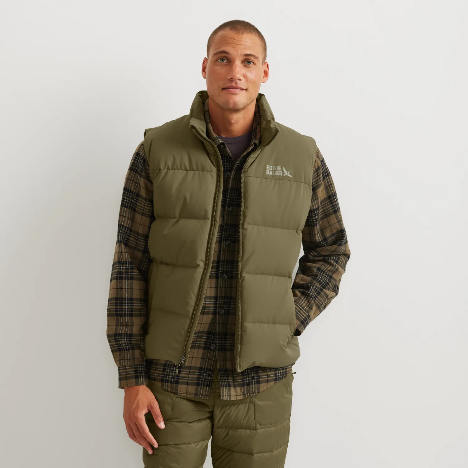 Eddie Bauer Essential Down vestă puf bărbați ușoară