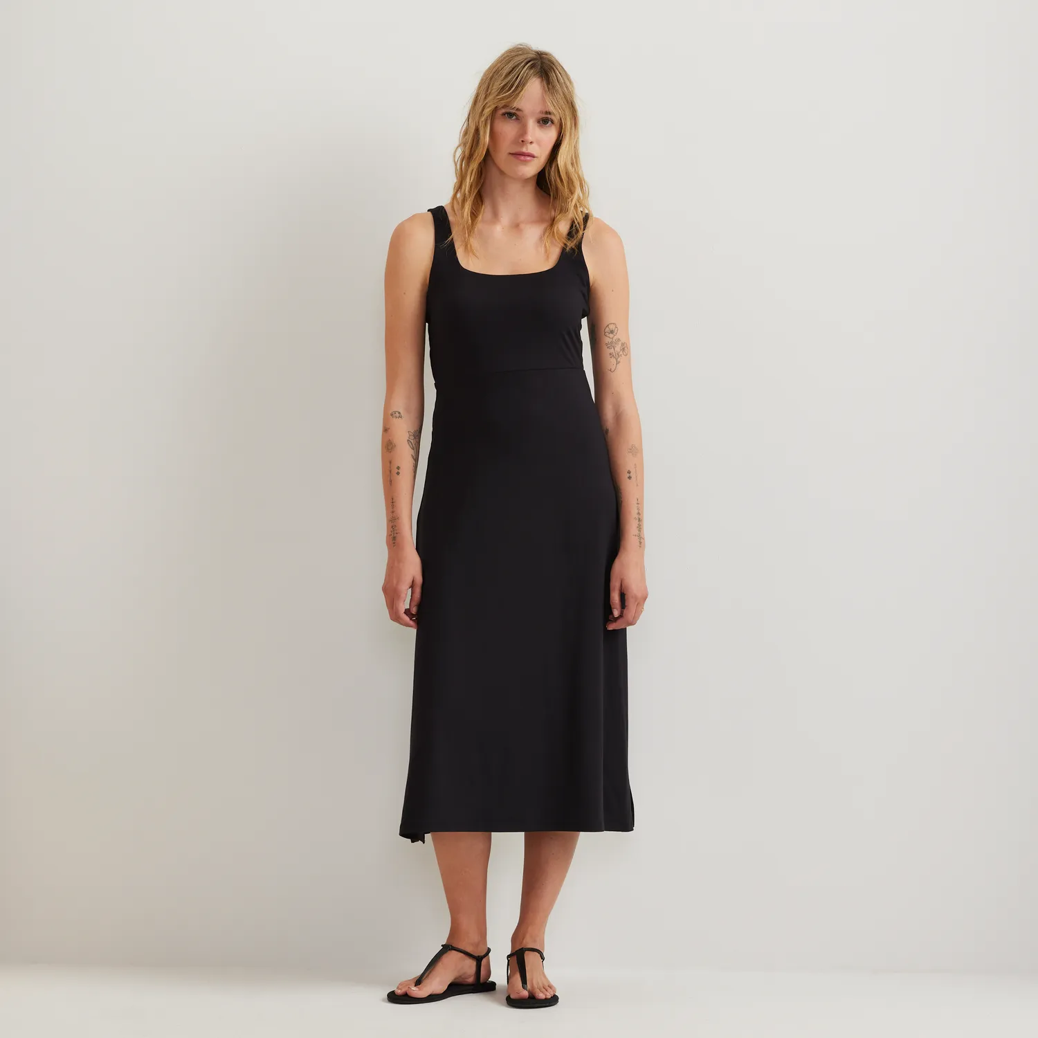 Eddie Bauer Sightseer rochie tricotata negru fara maneci