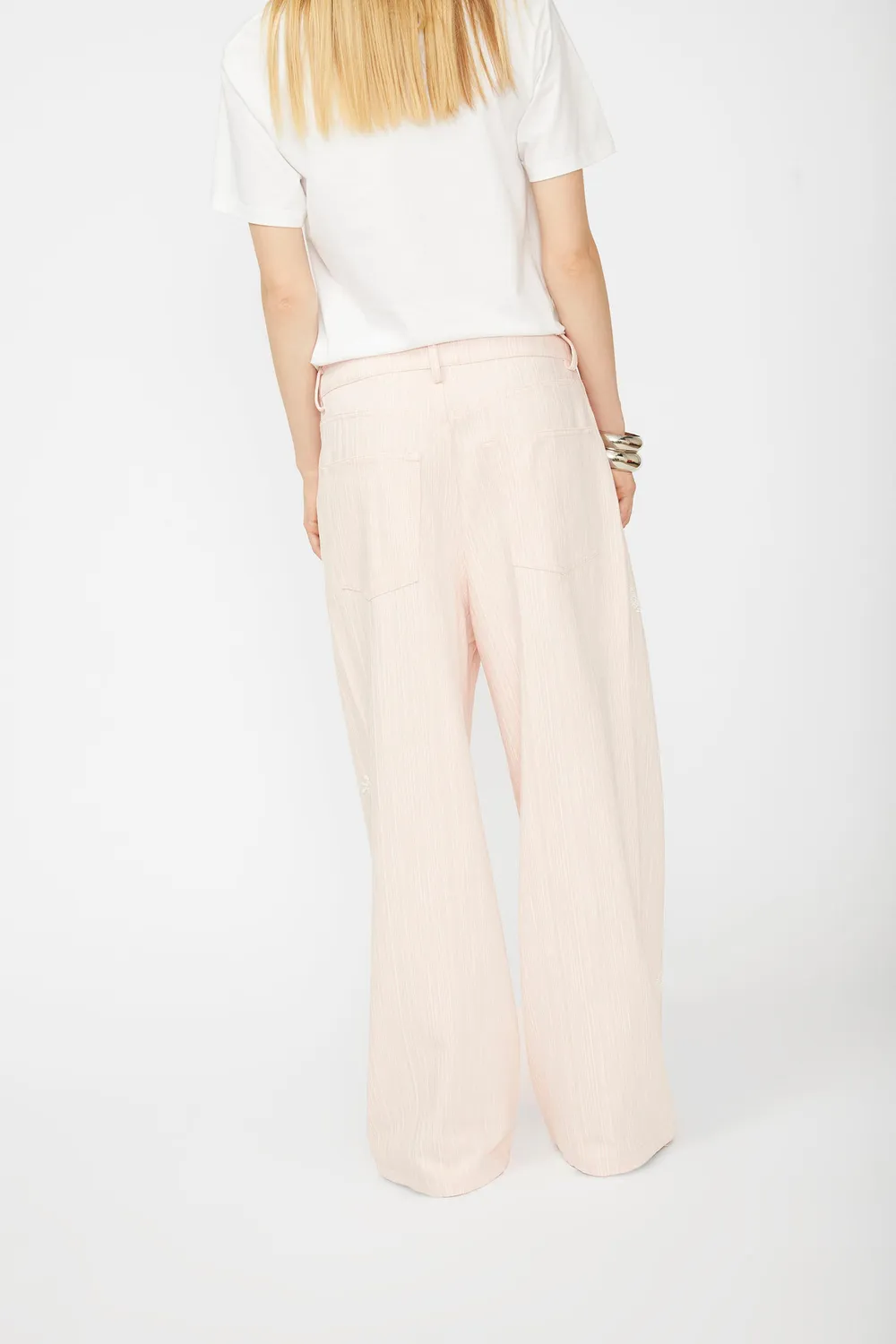 Isabelle Blanche pantaloni roz din denim cu broderie
