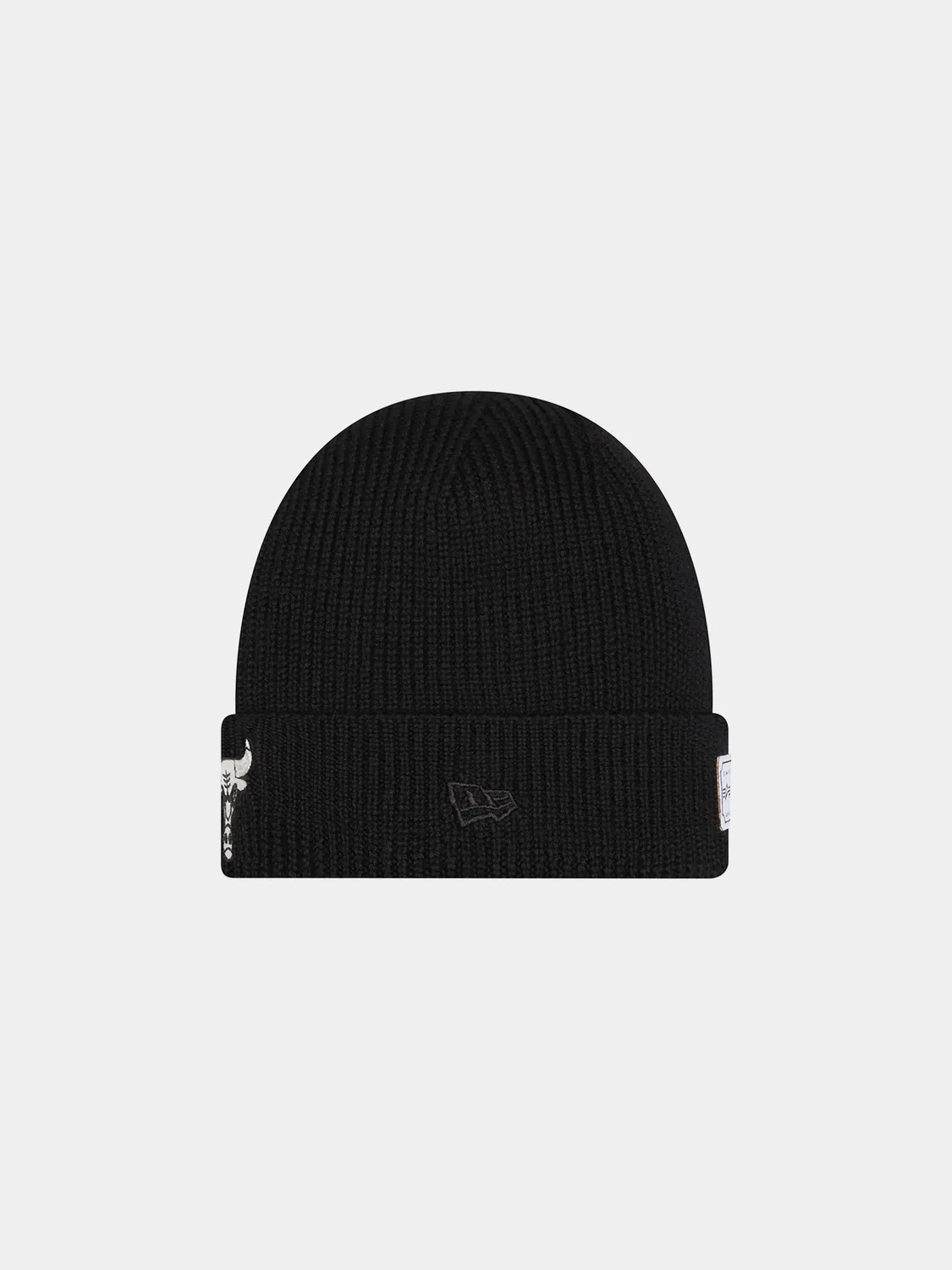 Alpha Industries Chicago Bulls X New Era Short Cuff caciula negru lana