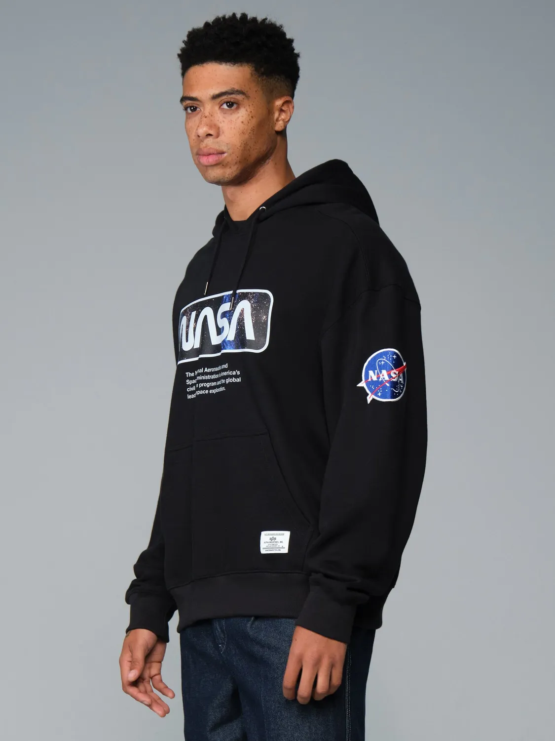 Alpha Industries NASA Galaxy Essential hanorac negru bumbac