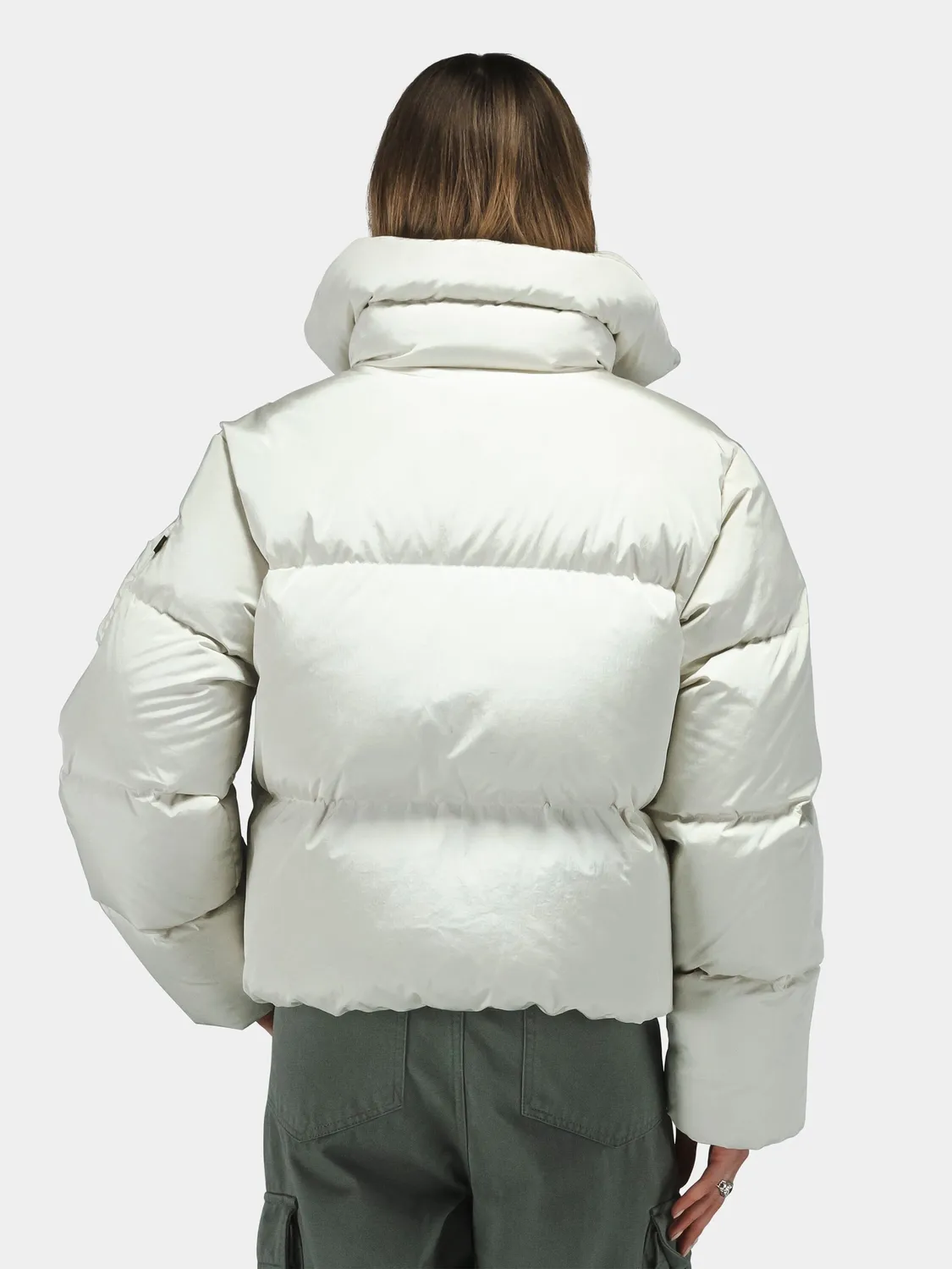 Alpha Industries Sierra Short parka puf alb murdar