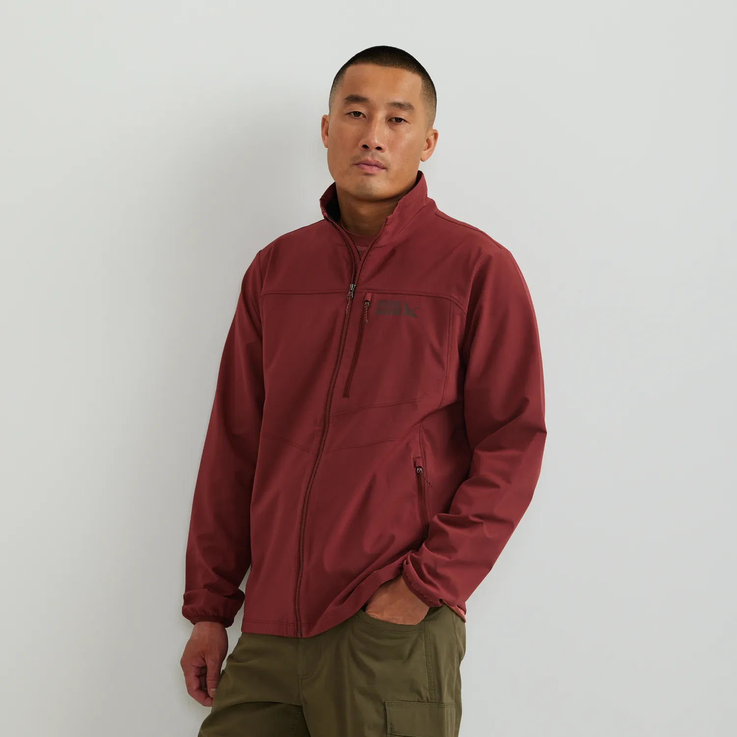 Eddie Bauer Stratify geaca softshell Cabernet impermeabila