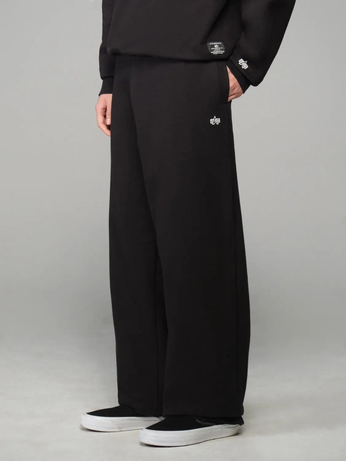 Essentials Essential pantaloni de trening negri bumbac