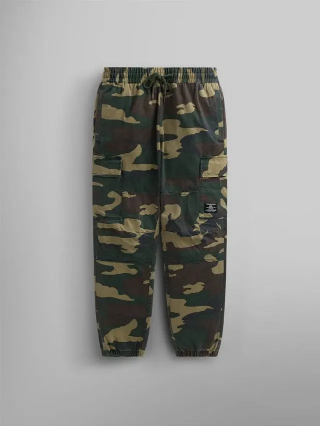 Alpha Industries Cotton Jogger pantaloni camuflaj Woodland