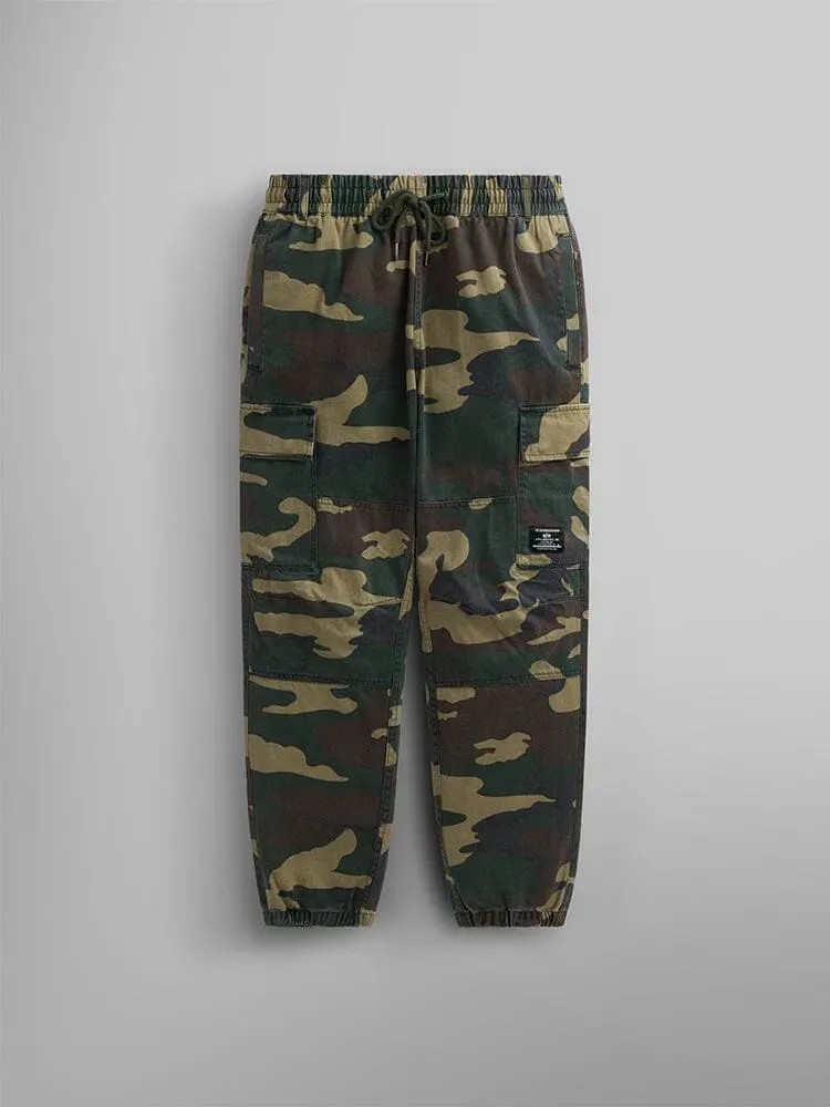Alpha Industries Cotton Jogger pantaloni camuflaj Woodland