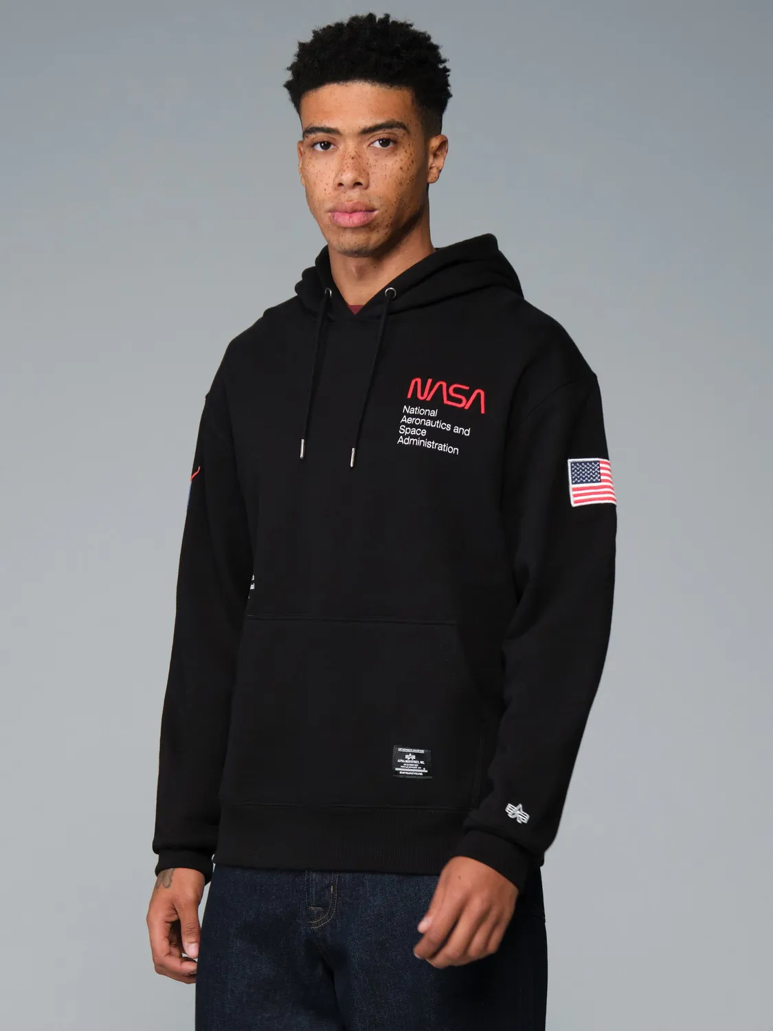 Alpha Industries NASA Essential hanorac negru bumbac